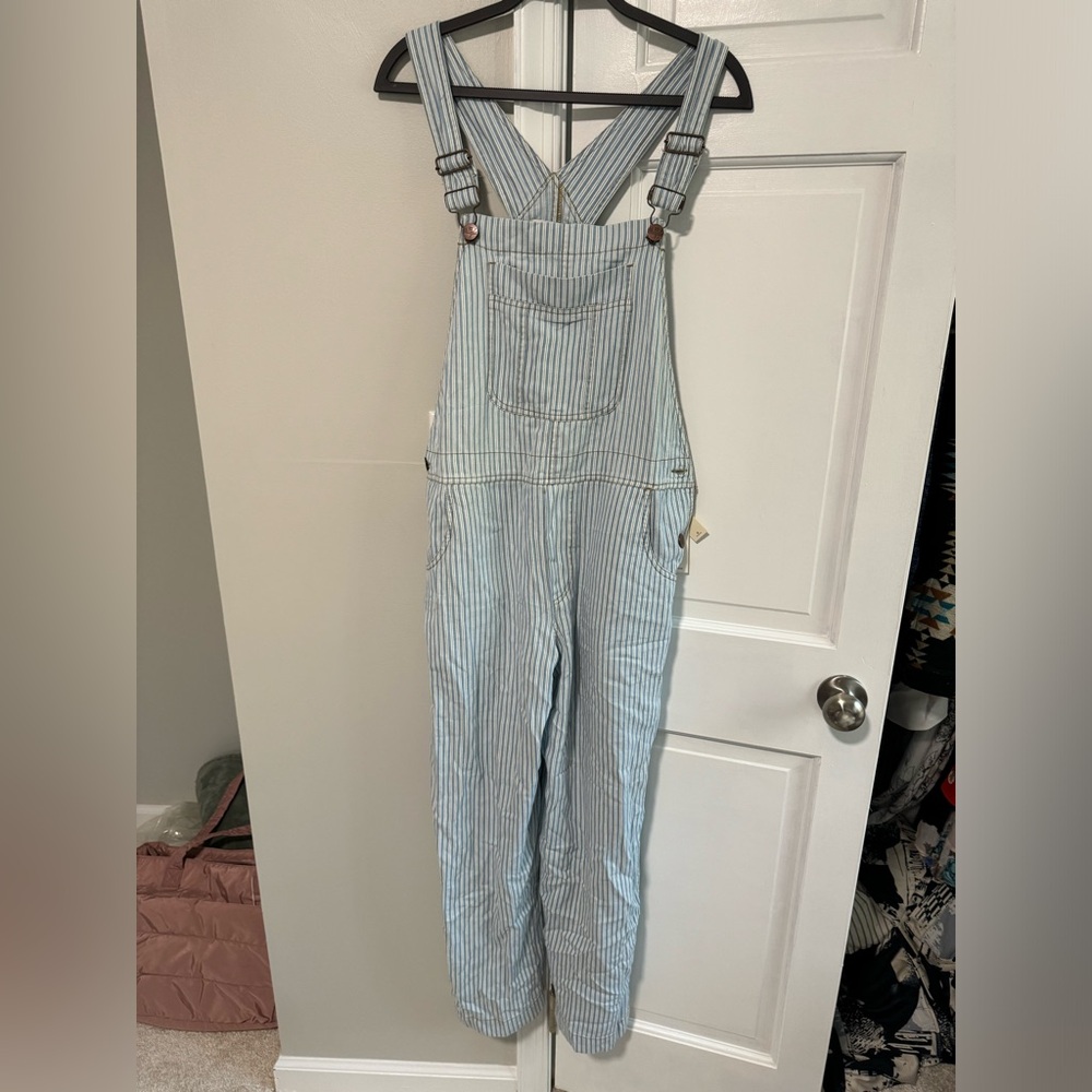 The cutest striped overalls! Inseam 30